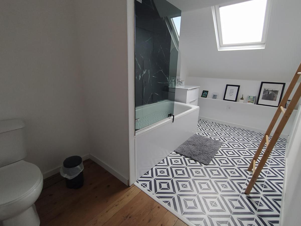 شقة Le Nid Normand Avec Terrasse - Stationnement Facile Et Gratuit - 5 Min Seine Deville-les-Rouen المظهر الخارجي الصورة
